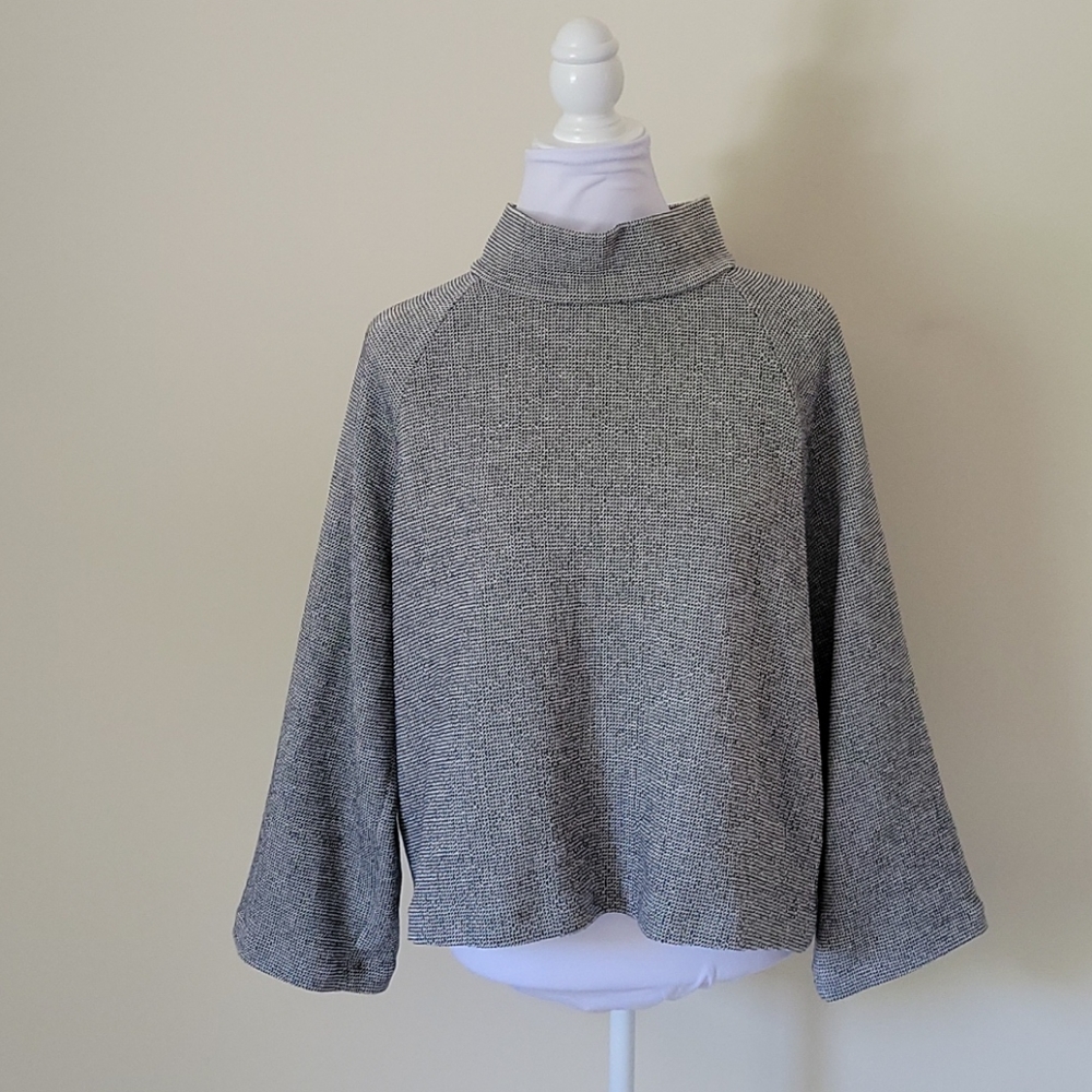 THEORY Mock Neck Raglan Top Large
